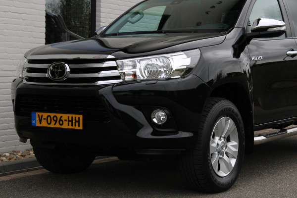 Toyota Hilux 2.4 D-4D-F Double Cab / Professional / Leer / Camera / Navi / Vol Opties / Nette Staat