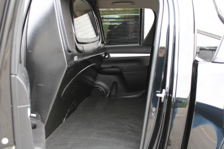 Toyota Hilux 2.4 D-4D-F Double Cab / Professional / Leer / Camera / Navi / Vol Opties / Nette Staat