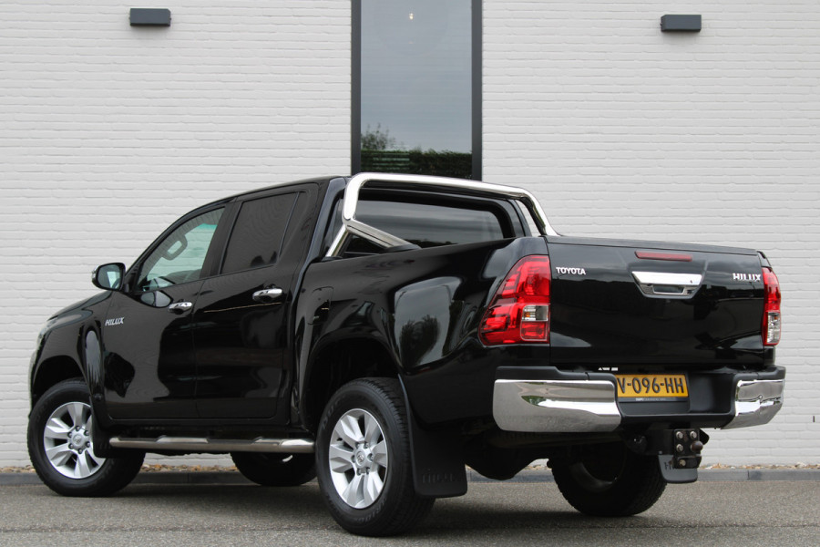 Toyota Hilux 2.4 D-4D-F Double Cab / Professional / Leer / Camera / Navi / Vol Opties / Nette Staat
