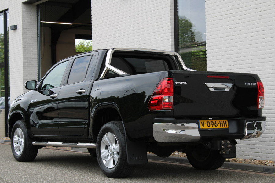 Toyota Hilux 2.4 D-4D-F Double Cab / Professional / Leer / Camera / Navi / Vol Opties / Nette Staat