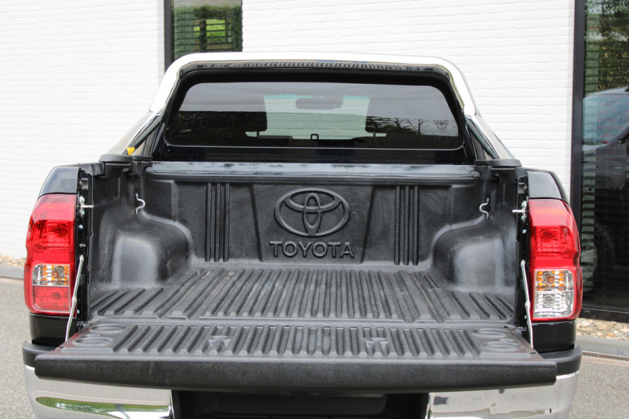 Toyota Hilux 2.4 D-4D-F Double Cab / Professional / Leer / Camera / Navi / Vol Opties / Nette Staat