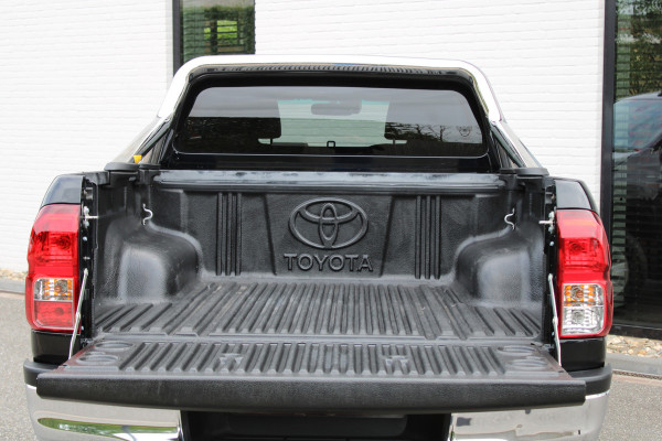 Toyota Hilux 2.4 D-4D-F Double Cab / Professional / Leer / Camera / Navi / Vol Opties / Nette Staat