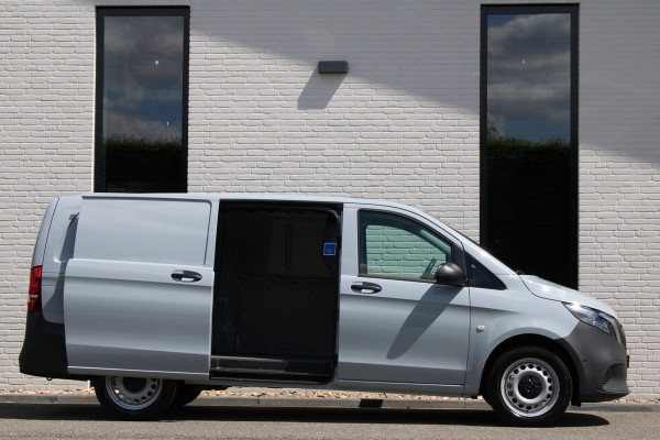 Mercedes-Benz Vito 114 CDI / BPM VRIJ / Automaat / Lang / 1.700 km!! / PDC / Camera / Navi / NIEUWSTAAT