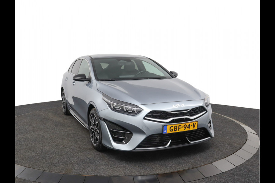 Kia ProCeed 1.5 T-GDi GT-Line Automaat - Apple Carplay/Android Auto - Cruise Control - Dodehoekdetectie - Climate Control - Navigatie - Stoel/Stuur Verwarming - - Fabrieksgarantie tot 06-2031