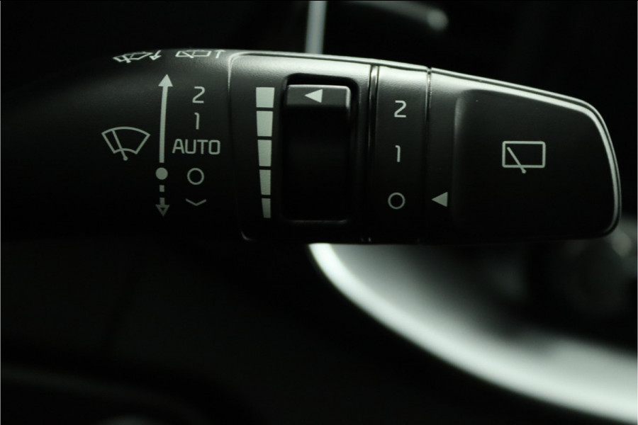 Kia ProCeed 1.5 T-GDi GT-Line Automaat - Apple Carplay/Android Auto - Cruise Control - Dodehoekdetectie - Climate Control - Navigatie - Stoel/Stuur Verwarming - - Fabrieksgarantie tot 06-2031