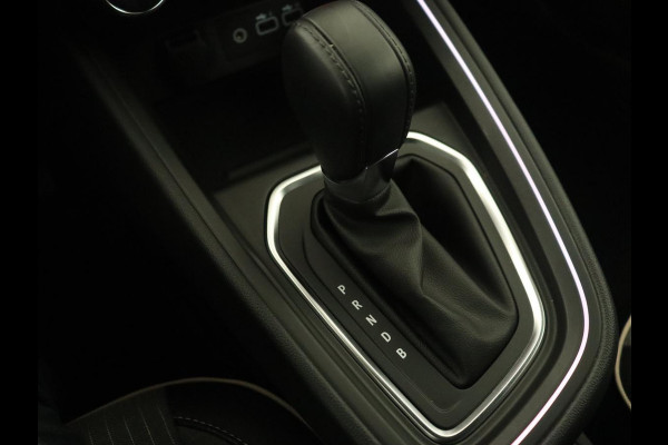 Renault Clio 1.6 E-Tech Full Hybrid 145 techno | Camera | Navigatie | Carplay | Full LED | Half leder | Cruise control | Climate control | Keyless | Half leder