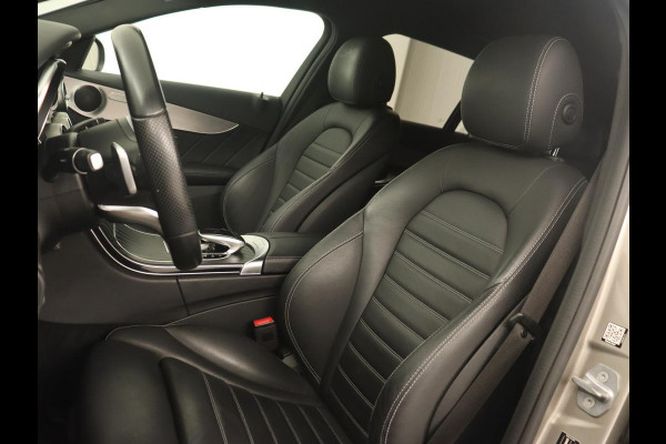 Mercedes-Benz C-Klasse 200 Business Solution AMG | Leder | Carplay | Navigatie | Stoelverwarming | Camera | Adaptive cruise | Full LED | LMV 18 inch