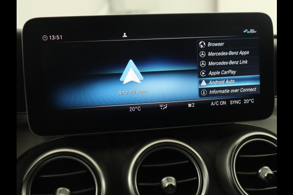 Mercedes-Benz C-Klasse 200 Business Solution AMG | Leder | Carplay | Navigatie | Stoelverwarming | Camera | Adaptive cruise | Full LED | LMV 18 inch