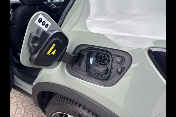 Volvo C40 Recharge Twin Ultimate 78 kWh / speciale demo deal / Black Sheep pakket / 20" Black Diamond Cut /