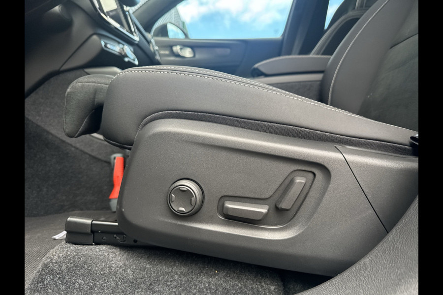 Volvo C40 Recharge Twin Ultimate 78 kWh / speciale demo deal / Black Sheep pakket / 20" Black Diamond Cut /