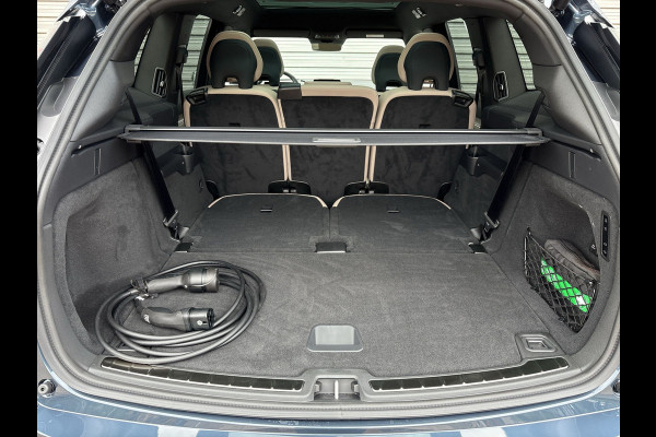 Volvo EX90 Twin Motor Ultra 7p. 111 kWh Uit voorraad leverbaar / Luchtvering / 7 zitplaatsen / Pilot assist-pakket /