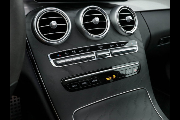 Mercedes-Benz C-Klasse Estate 300 e Business Solution AMG Limited Plug in (INCL-BTW) Aut. *PANO | LEATHER-ALCANTARA | FULL-LED | NAVI-FULLMAP | TOP-VIEW | BLIND-SPOT | PREMIUM-AUDIO | DAB | CARPLAY | AMBIENT-LIGHT | DIGI-COCKPIT | SPORT-SEATS | 18"ALU*