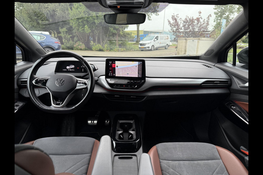 Volkswagen ID.4 First 77 kWh | Trekhaak | Navi | Camera | 20 Inch |