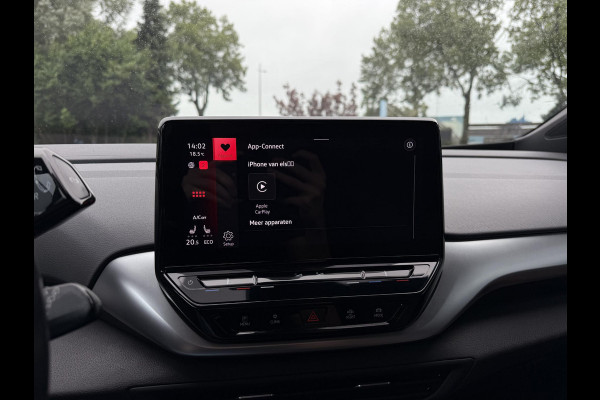 Volkswagen ID.4 First 77 kWh | Trekhaak | Navi | Camera | 20 Inch |