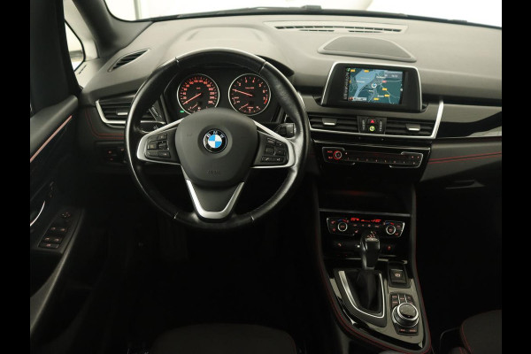 BMW 2 Serie Active Tourer 218i Sport Line | Stoelverwarming | Full LED | Sportstoelen | Navigatie | Bluetooth | Park Assist | Climate control | Cruise control