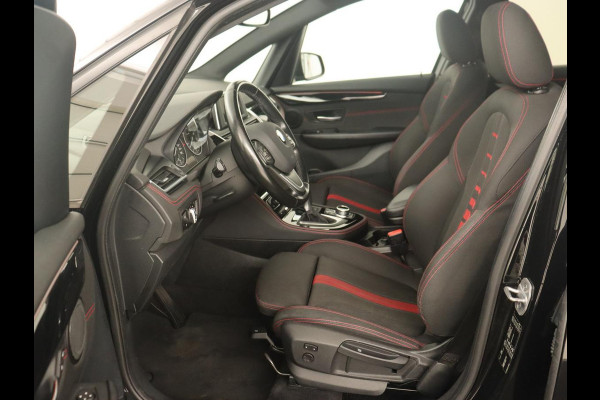 BMW 2 Serie Active Tourer 218i Sport Line | Stoelverwarming | Full LED | Sportstoelen | Navigatie | Bluetooth | Park Assist | Climate control | Cruise control