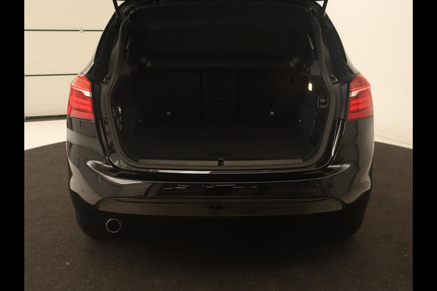 BMW 2 Serie Active Tourer 218i Sport Line | Stoelverwarming | Full LED | Sportstoelen | Navigatie | Bluetooth | Park Assist | Climate control | Cruise control