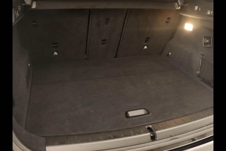 BMW 2 Serie Active Tourer 218i Sport Line | Stoelverwarming | Full LED | Sportstoelen | Navigatie | Bluetooth | Park Assist | Climate control | Cruise control
