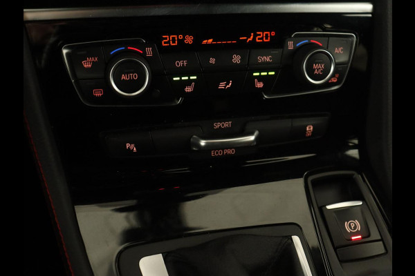 BMW 2 Serie Active Tourer 218i Sport Line | Stoelverwarming | Full LED | Sportstoelen | Navigatie | Bluetooth | Park Assist | Climate control | Cruise control