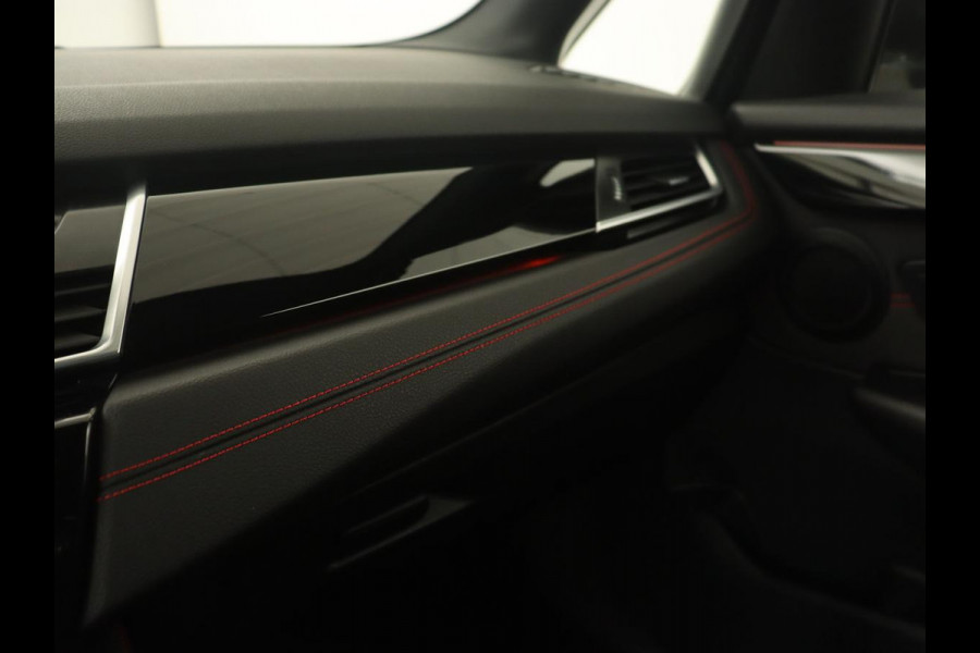 BMW 2 Serie Active Tourer 218i Sport Line | Stoelverwarming | Full LED | Sportstoelen | Navigatie | Bluetooth | Park Assist | Climate control | Cruise control