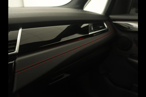 BMW 2 Serie Active Tourer 218i Sport Line | Stoelverwarming | Full LED | Sportstoelen | Navigatie | Bluetooth | Park Assist | Climate control | Cruise control