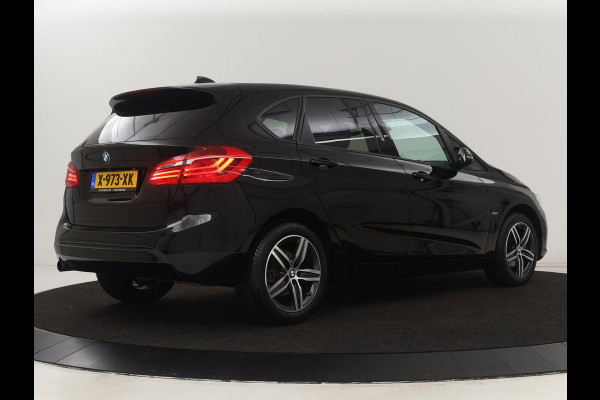 BMW 2 Serie Active Tourer 218i Sport Line | Stoelverwarming | Full LED | Sportstoelen | Navigatie | Bluetooth | Park Assist | Climate control | Cruise control