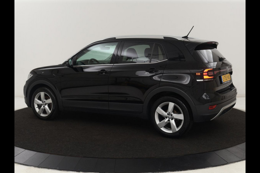 Volkswagen T-Cross 1.0 TSI Style | Camera | Keyless | Virtual Cockpit | Sportstoelen | Carplay | Adaptive cruise | Half leder | Full LED | Getint glas | LMV 17 inch