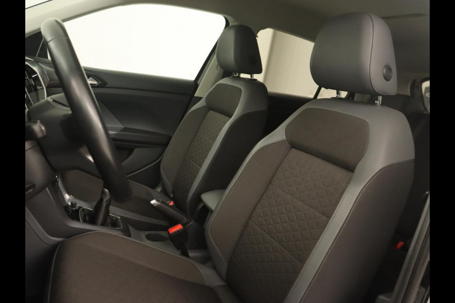 Volkswagen T-Cross 1.0 TSI Style | Camera | Keyless | Virtual Cockpit | Sportstoelen | Carplay | Adaptive cruise | Half leder | Full LED | Getint glas | LMV 17 inch