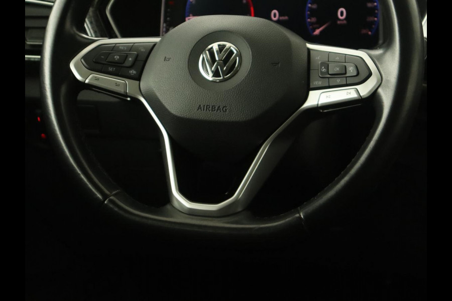 Volkswagen T-Cross 1.0 TSI Style | Camera | Keyless | Virtual Cockpit | Sportstoelen | Carplay | Adaptive cruise | Half leder | Full LED | Getint glas | LMV 17 inch