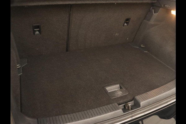 Volkswagen T-Cross 1.0 TSI Style | Camera | Keyless | Virtual Cockpit | Sportstoelen | Carplay | Adaptive cruise | Half leder | Full LED | Getint glas | LMV 17 inch