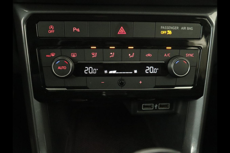 Volkswagen T-Cross 1.0 TSI Style | Camera | Keyless | Virtual Cockpit | Sportstoelen | Carplay | Adaptive cruise | Half leder | Full LED | Getint glas | LMV 17 inch