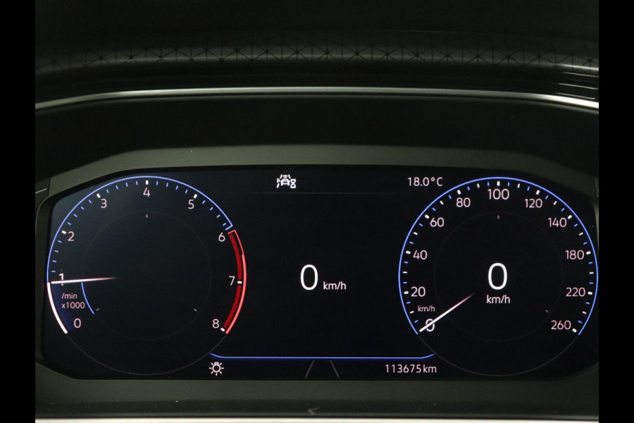 Volkswagen T-Cross 1.0 TSI Style | Camera | Keyless | Virtual Cockpit | Sportstoelen | Carplay | Adaptive cruise | Half leder | Full LED | Getint glas | LMV 17 inch