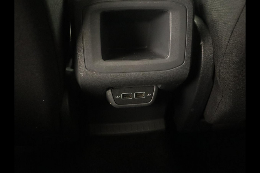 Volkswagen T-Cross 1.0 TSI Style | Camera | Keyless | Virtual Cockpit | Sportstoelen | Carplay | Adaptive cruise | Half leder | Full LED | Getint glas | LMV 17 inch