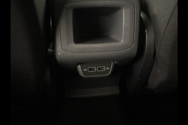 Volkswagen T-Cross 1.0 TSI Style | Camera | Keyless | Virtual Cockpit | Sportstoelen | Carplay | Adaptive cruise | Half leder | Full LED | Getint glas | LMV 17 inch