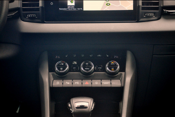 Škoda Karoq 1.5 TSI ACT Sportline Business Automaat | Pano | ACC | Trekhaak