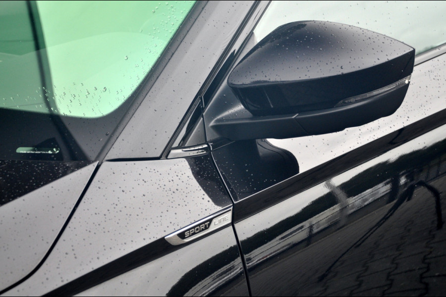 Škoda Karoq 1.5 TSI ACT Sportline Business Automaat | Pano | ACC | Trekhaak