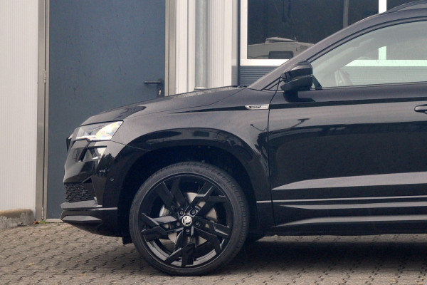 Škoda Karoq 1.5 TSI ACT Sportline Business Automaat | Pano | ACC | Trekhaak