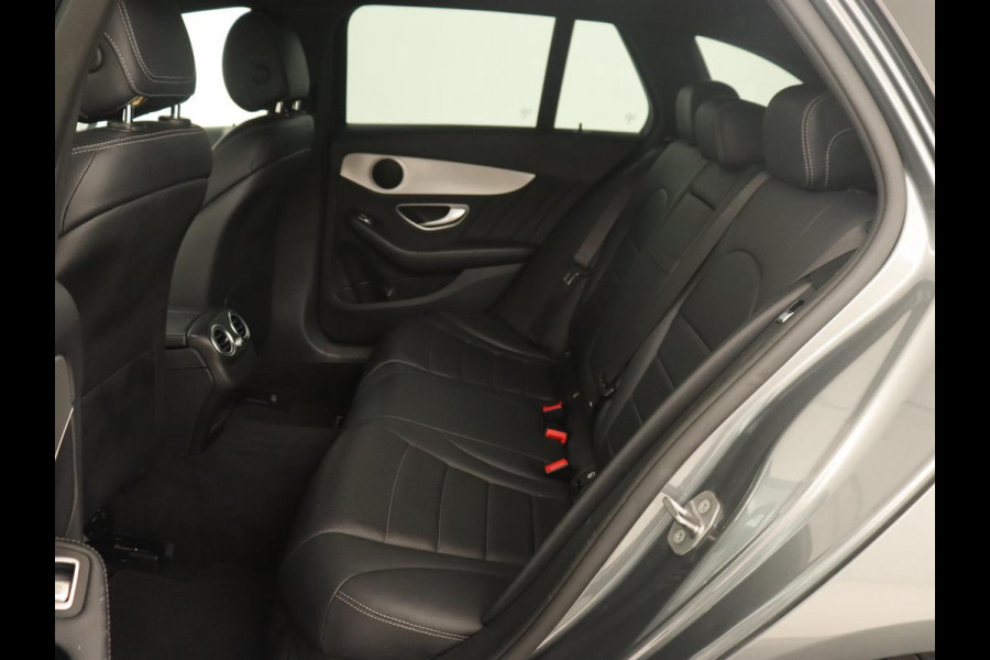 Mercedes-Benz C-Klasse 180 AMG | Leder | Stoelverwarming | Full LED | Camera | Park Assist | Navigatie | Bluetooth