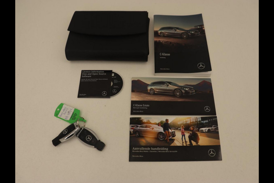 Mercedes-Benz C-Klasse 180 AMG | Leder | Stoelverwarming | Full LED | Camera | Park Assist | Navigatie | Bluetooth