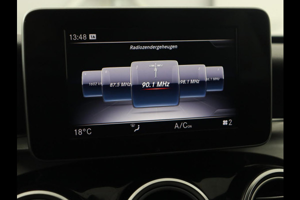 Mercedes-Benz C-Klasse 180 AMG | Leder | Stoelverwarming | Full LED | Camera | Park Assist | Navigatie | Bluetooth