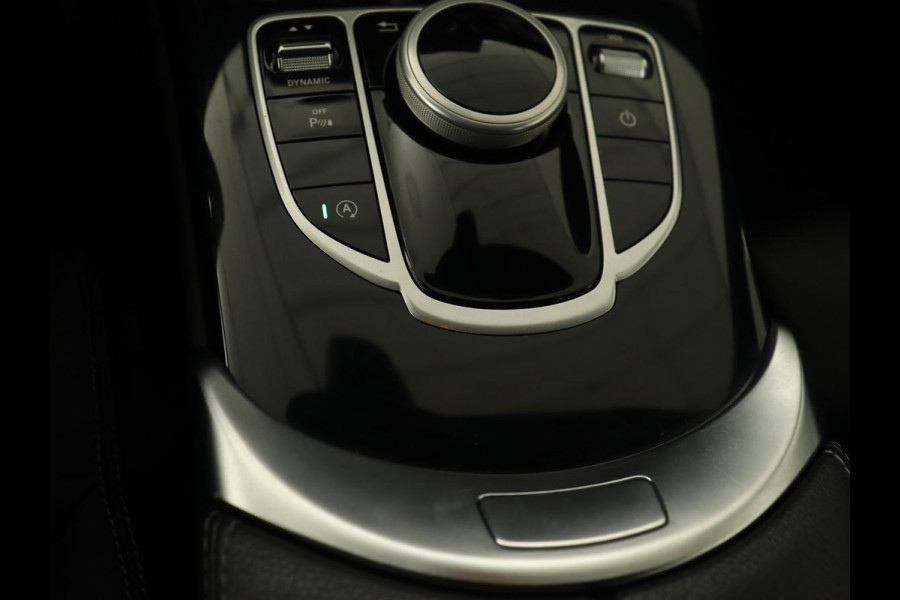 Mercedes-Benz C-Klasse 180 AMG | Leder | Stoelverwarming | Full LED | Camera | Park Assist | Navigatie | Bluetooth