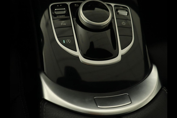 Mercedes-Benz C-Klasse 180 AMG | Leder | Stoelverwarming | Full LED | Camera | Park Assist | Navigatie | Bluetooth