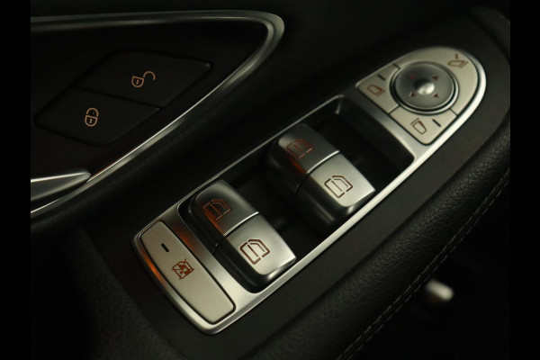 Mercedes-Benz C-Klasse 180 AMG | Leder | Stoelverwarming | Full LED | Camera | Park Assist | Navigatie | Bluetooth