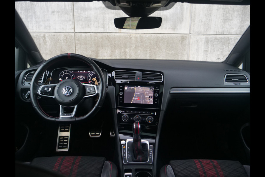 Volkswagen Golf 2.0 TSI GTI TCR | panorama | keyless go&entry | zeer nette staat.