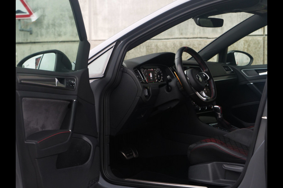 Volkswagen Golf 2.0 TSI GTI TCR | panorama | keyless go&entry | zeer nette staat.