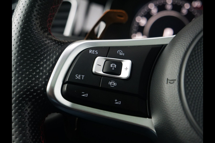 Volkswagen Golf 2.0 TSI GTI TCR | panorama | keyless go&entry | zeer nette staat.