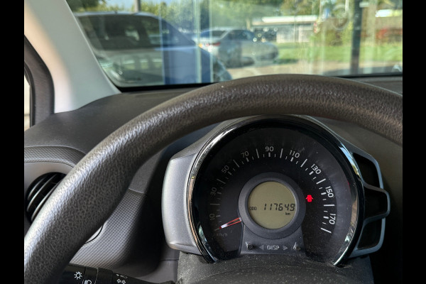 Toyota Aygo 1.0 VVT-i x-fun Dealer Onderhouden