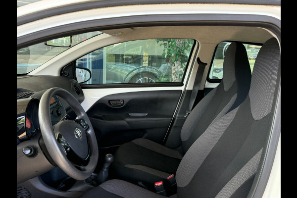 Toyota Aygo 1.0 VVT-i x-fun Dealer Onderhouden
