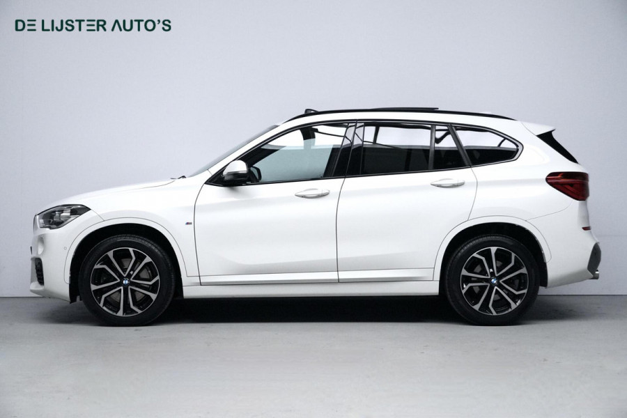 BMW X1 xDrive20i M Sport Facelift Automaat 192 PK | Pano-dak | CarPlay | Acc | HUD| Leder + Verward | Led | Pdc | Dealer onderhouden |