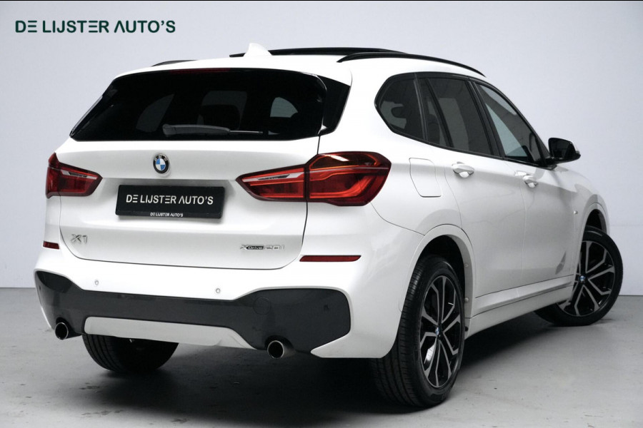BMW X1 xDrive20i M Sport Facelift Automaat 192 PK | Pano-dak | CarPlay | Acc | HUD| Leder + Verward | Led | Pdc | Dealer onderhouden |